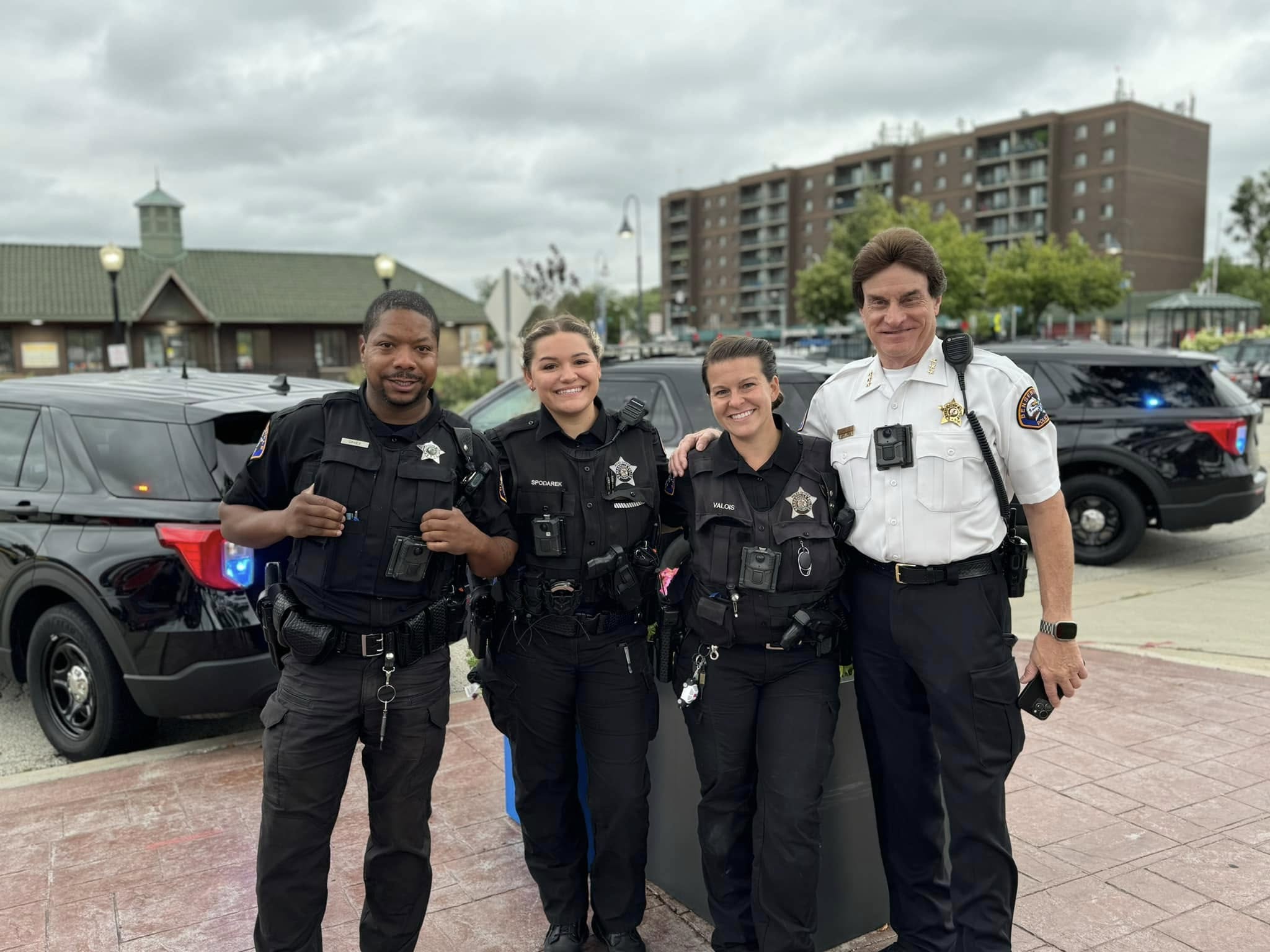 482086612_971880358417923_1581698118792136354_n